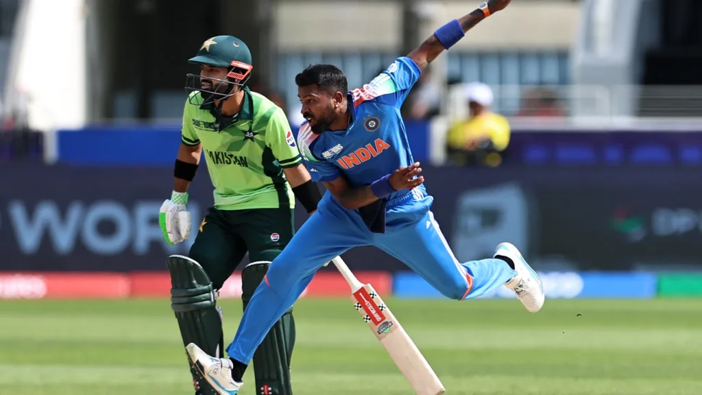 AFP__20250223__36YF7HT__v2__HighRes__TopshotCricketCt2025PakInd-1740306105
